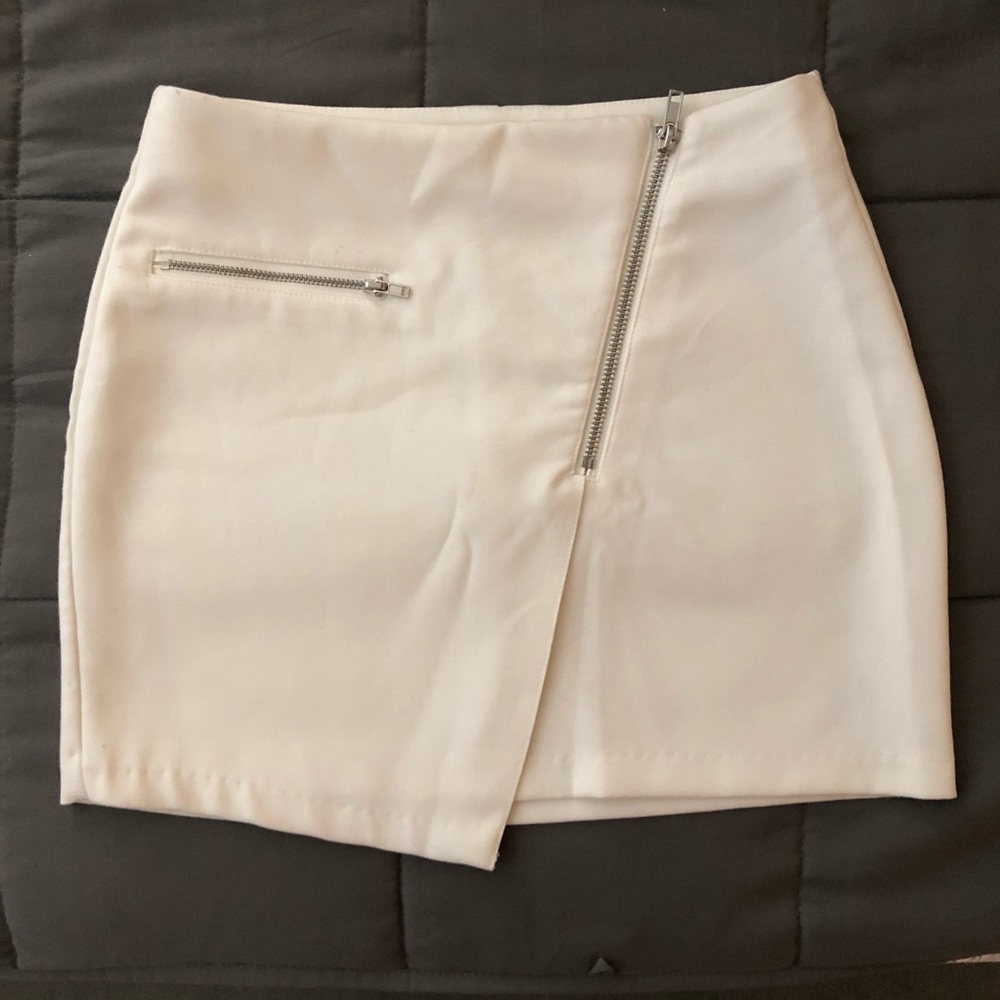 H&M white mini skirt
